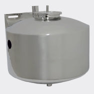Milk receiver tank stabilizes milk flow between milking line and transfer, ensuring controlled, balanced movement. Not for storage.